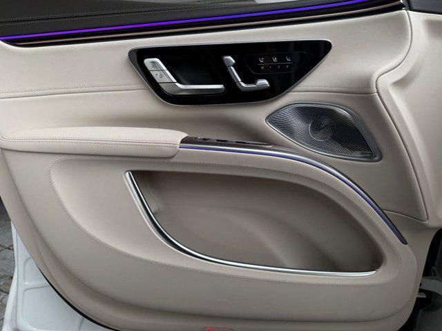 new 2025 Mercedes-Benz Maybach EQS 680 car, priced at $186,000