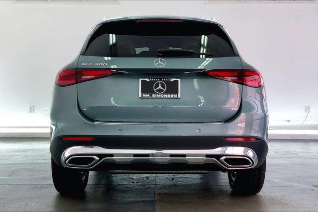 new 2025 Mercedes-Benz GLC 300 car, priced at $53,375