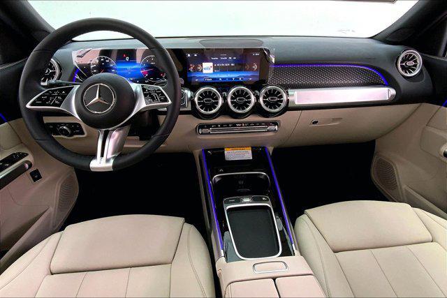 new 2025 Mercedes-Benz GLB 250 car, priced at $47,620