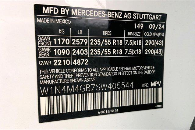 new 2025 Mercedes-Benz GLB 250 car, priced at $47,620