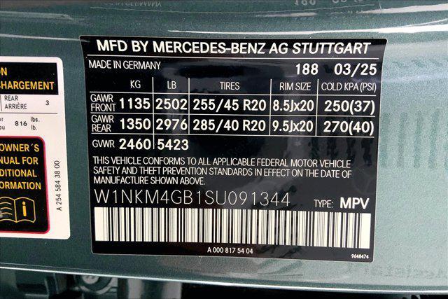 new 2025 Mercedes-Benz GLC 300 car, priced at $57,660