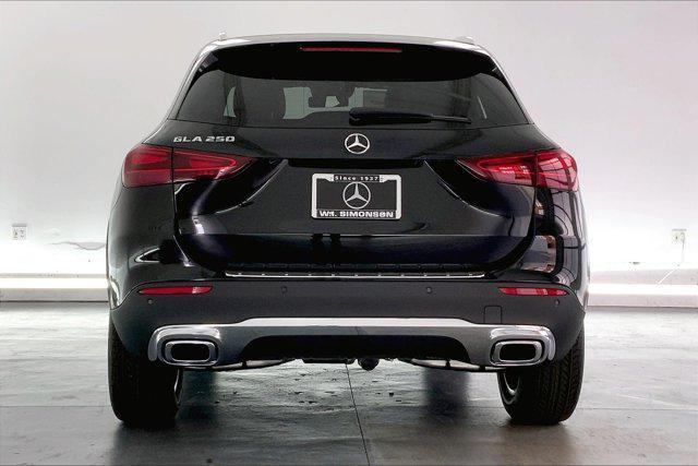 new 2025 Mercedes-Benz GLA 250 car, priced at $44,620