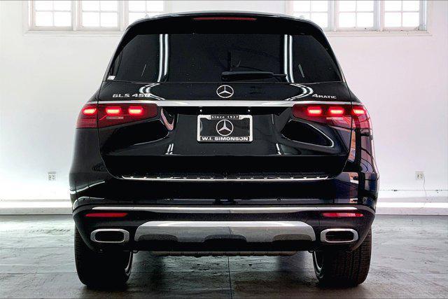 new 2025 Mercedes-Benz GLS 450 car, priced at $93,265