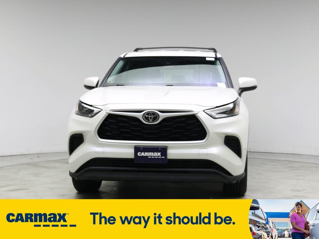 used 2020 Toyota Highlander car, priced at $25,998