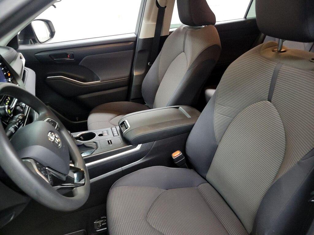 used 2020 Toyota Highlander car, priced at $25,998
