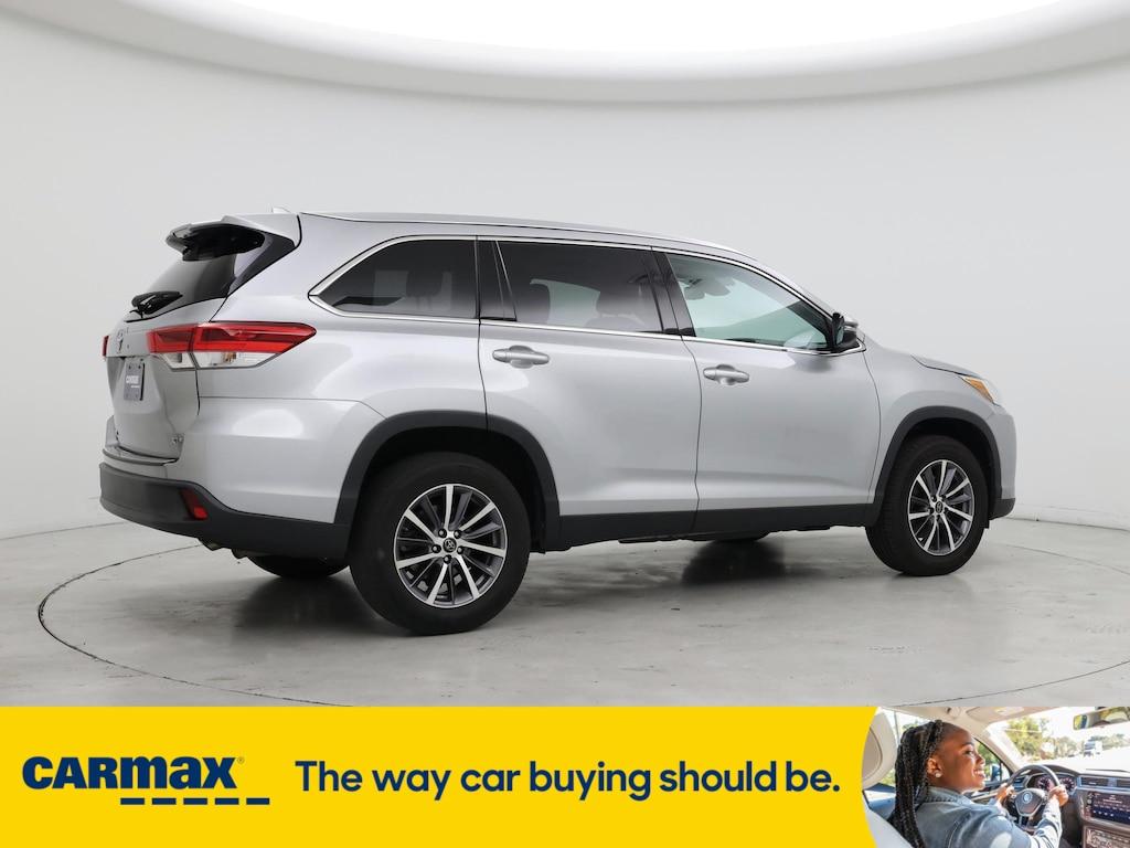 used 2019 Toyota Highlander car, priced at $31,998