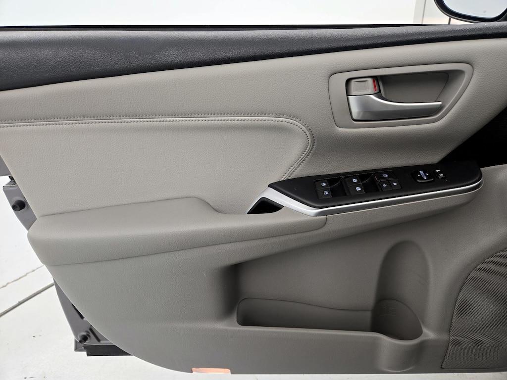 used 2017 Toyota Camry Hybrid car, priced at $18,998