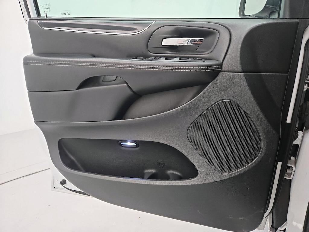 used 2017 Dodge Grand Caravan car, priced at $15,998