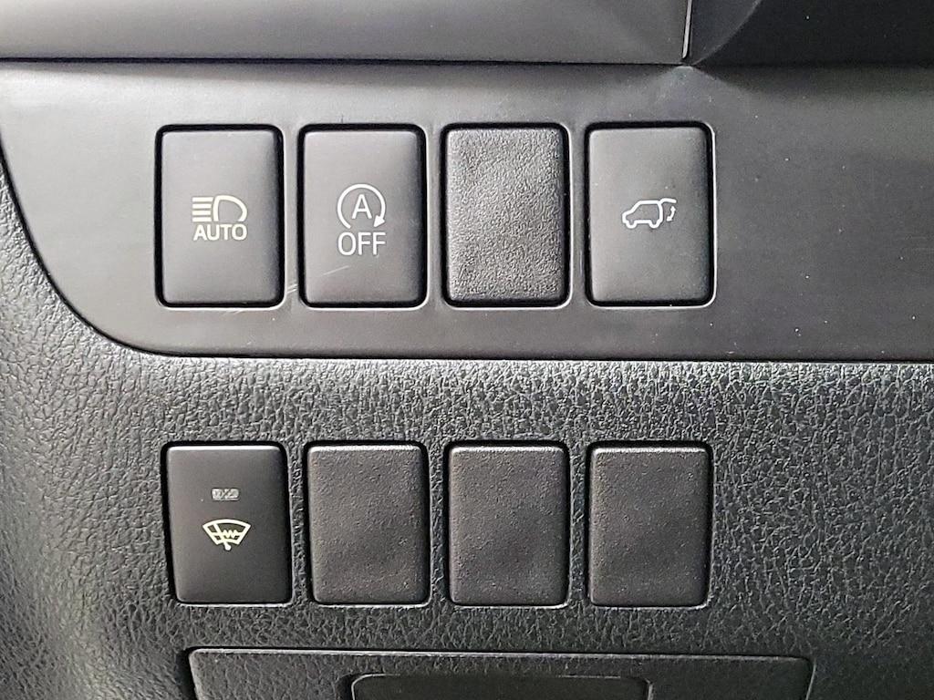 used 2018 Toyota Highlander car, priced at $19,998