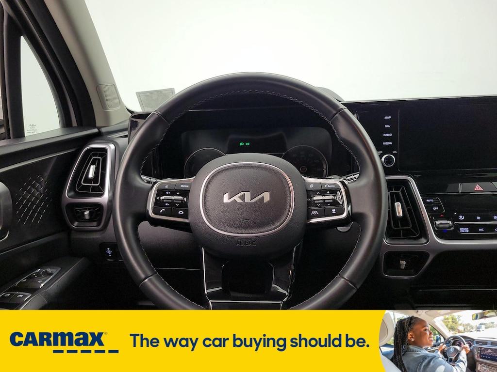 used 2023 Kia Sorento Hybrid car, priced at $29,998