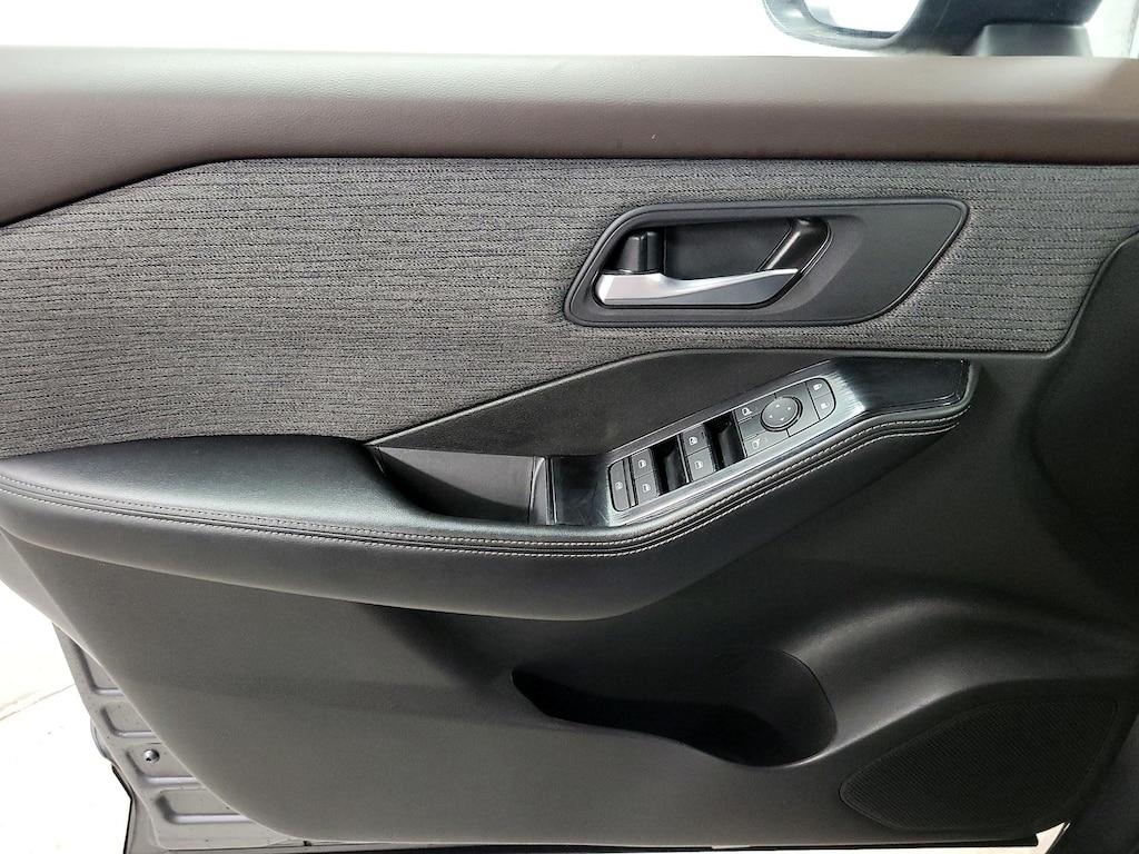 used 2023 Nissan Rogue car, priced at $21,998