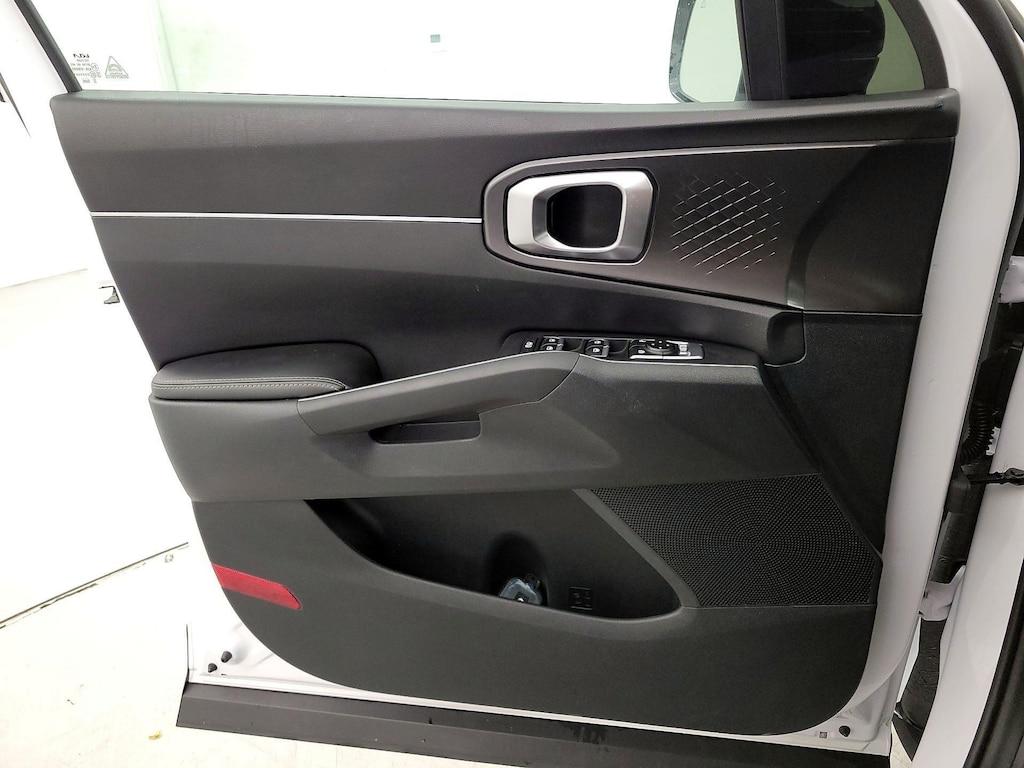 used 2022 Kia Sorento car, priced at $27,998