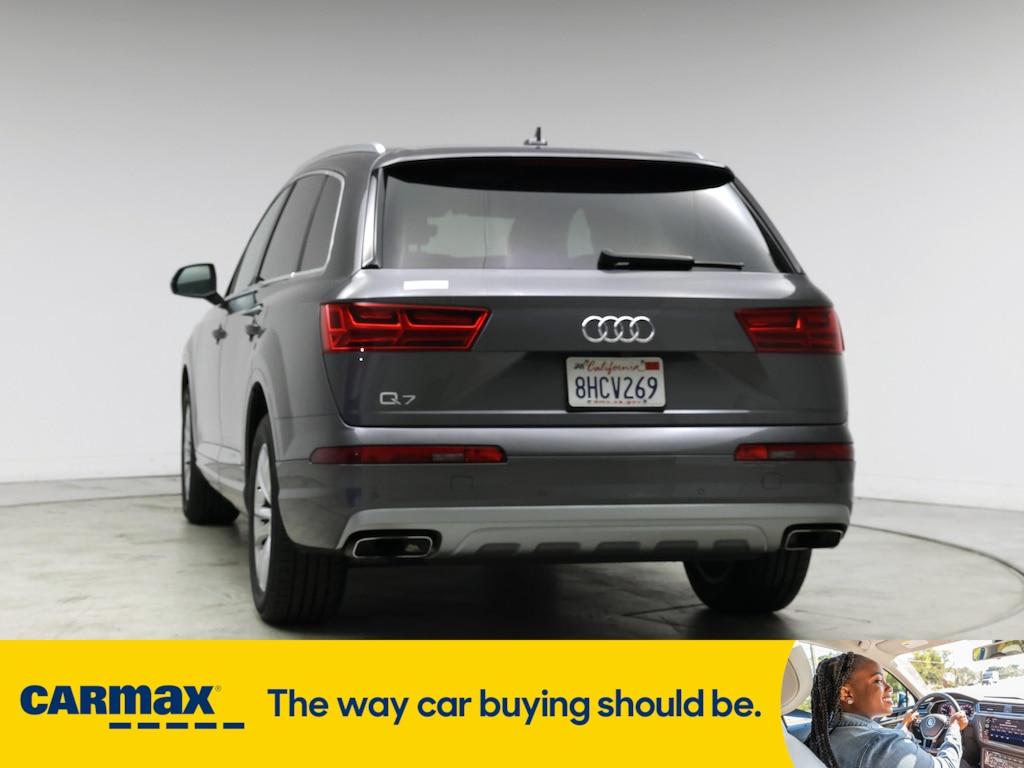 used 2019 Audi Q7 car, priced at $28,998