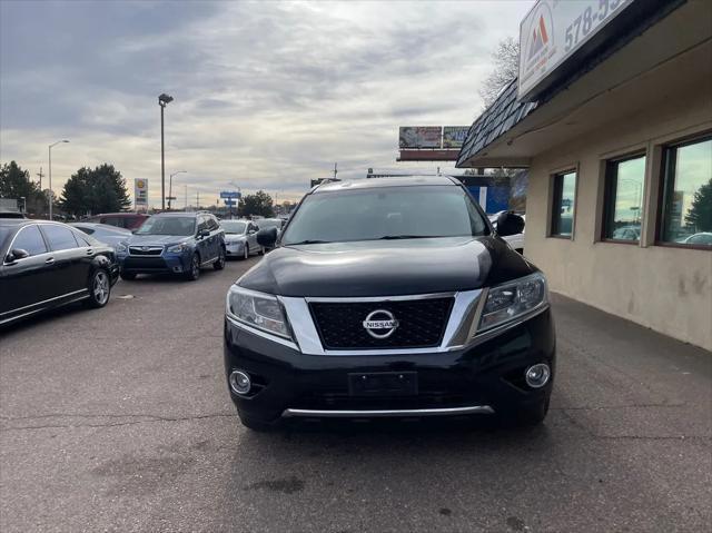 used 2015 Nissan Pathfinder car, priced at $9,995