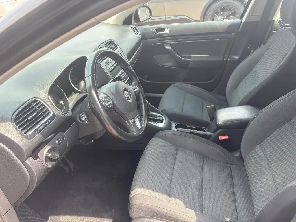 used 2013 Volkswagen Jetta SportWagen car, priced at $5,995
