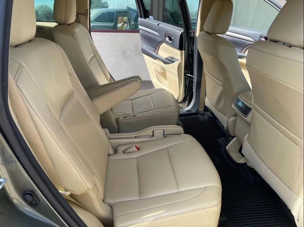 used 2016 Toyota Highlander car, priced at $15,995