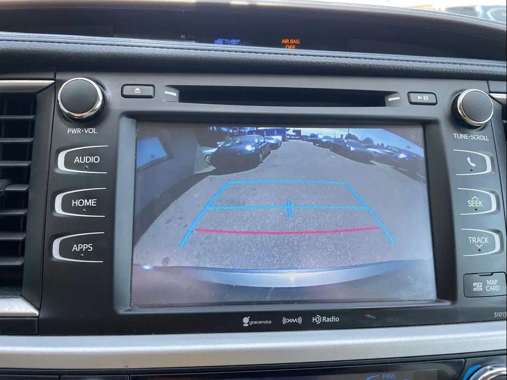 used 2016 Toyota Highlander car, priced at $15,995