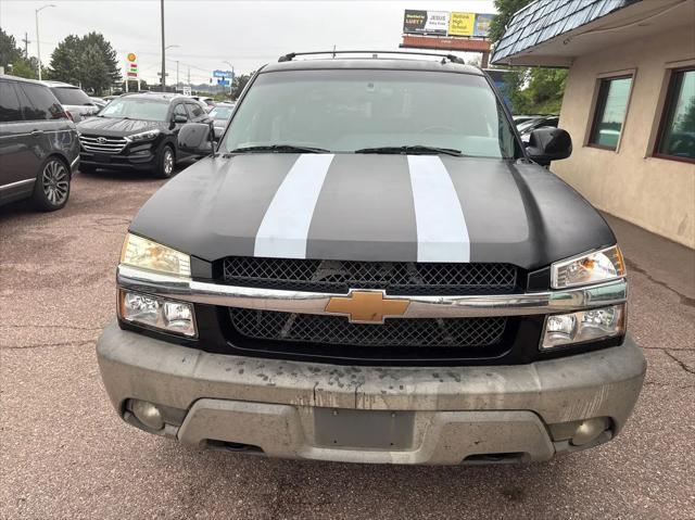 used 2002 Chevrolet Avalanche car, priced at $3,995
