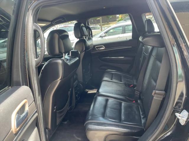 used 2016 Jeep Grand Cherokee car, priced at $14,995