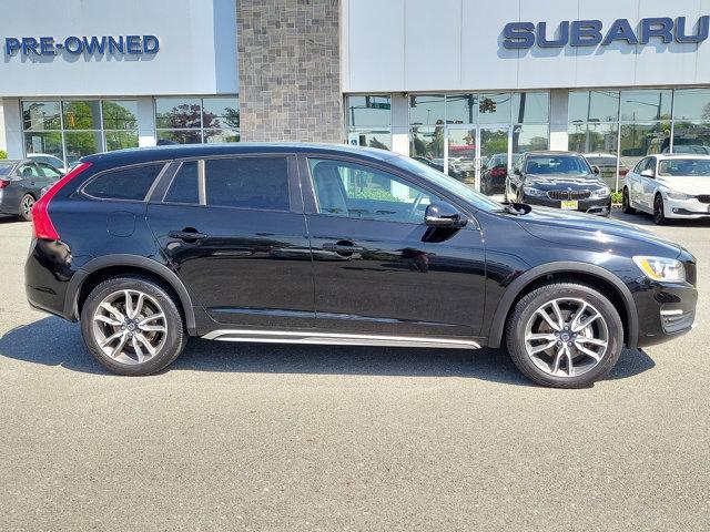 used 2018 Volvo V60 Cross Country car, priced at $18,487