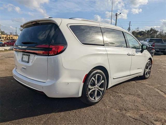 new 2025 Chrysler Pacifica car, priced at $49,634