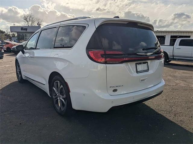 new 2025 Chrysler Pacifica car, priced at $49,634