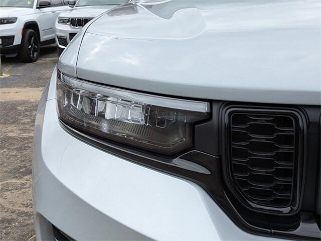 new 2025 Jeep Grand Cherokee car, priced at $41,528