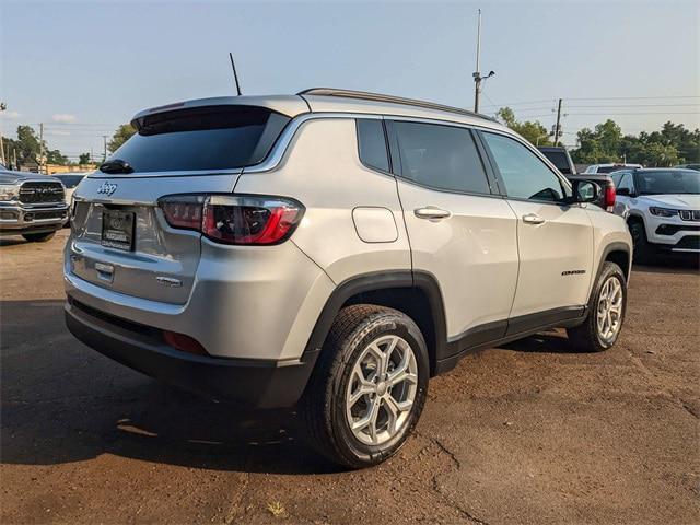 new 2024 Jeep Compass car, priced at $30,095