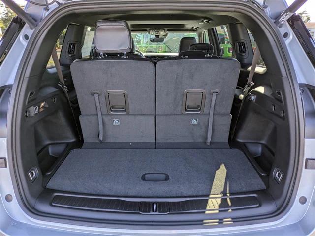 new 2025 Jeep Grand Cherokee L car, priced at $44,261