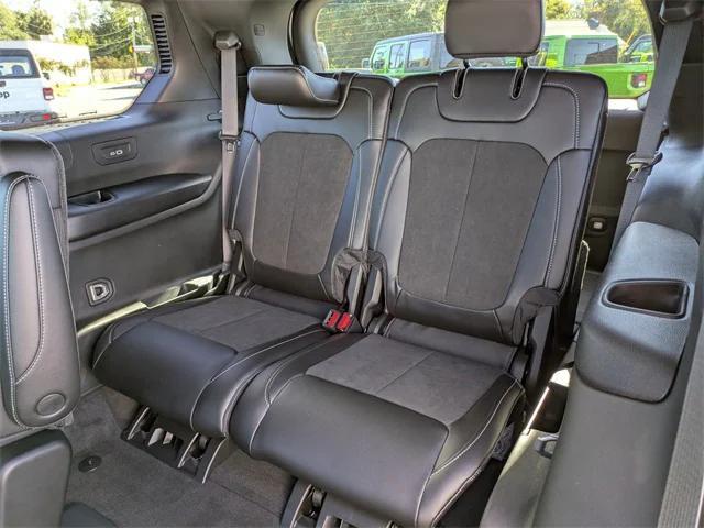 new 2025 Jeep Grand Cherokee L car, priced at $44,261