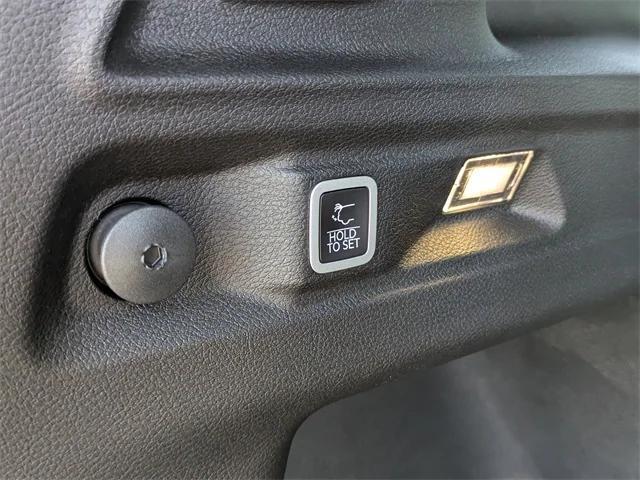 new 2025 Jeep Grand Cherokee L car, priced at $44,261