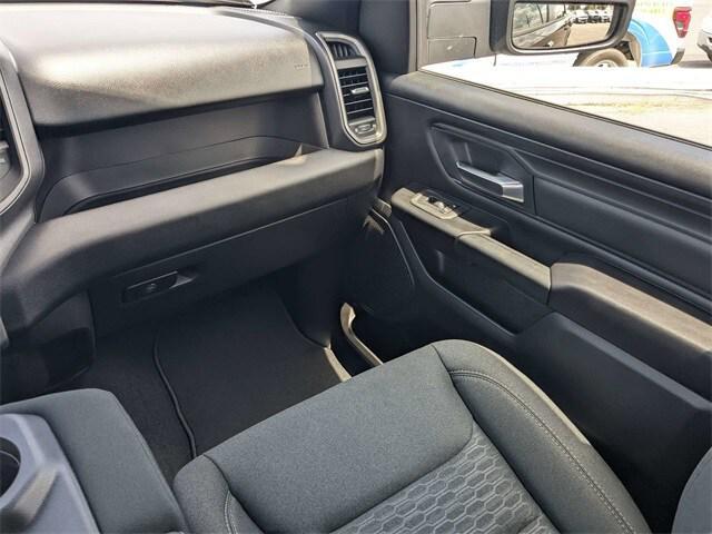 new 2025 Ram 1500 car, priced at $46,413