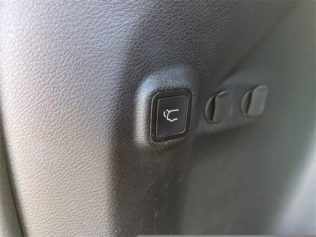 used 2021 Jeep Cherokee car, priced at $17,700