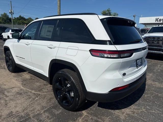 new 2025 Jeep Grand Cherokee car, priced at $44,768