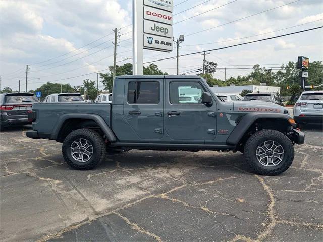new 2025 Jeep Gladiator car, priced at $46,831