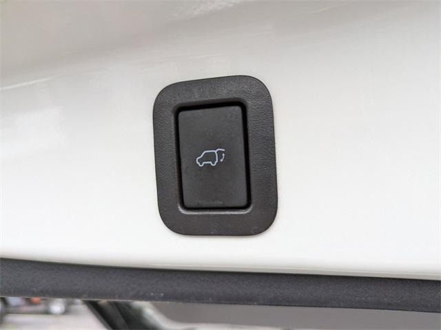 used 2019 Toyota Highlander car, priced at $20,711