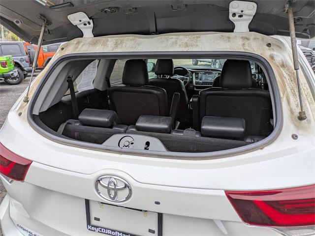 used 2019 Toyota Highlander car, priced at $20,711