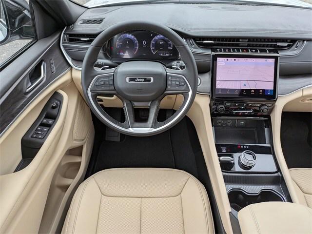 new 2025 Jeep Grand Cherokee L car, priced at $49,354