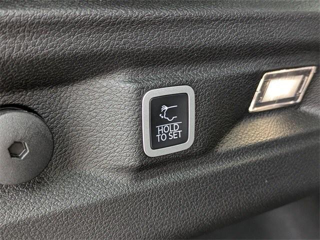 new 2025 Jeep Grand Cherokee L car, priced at $49,354