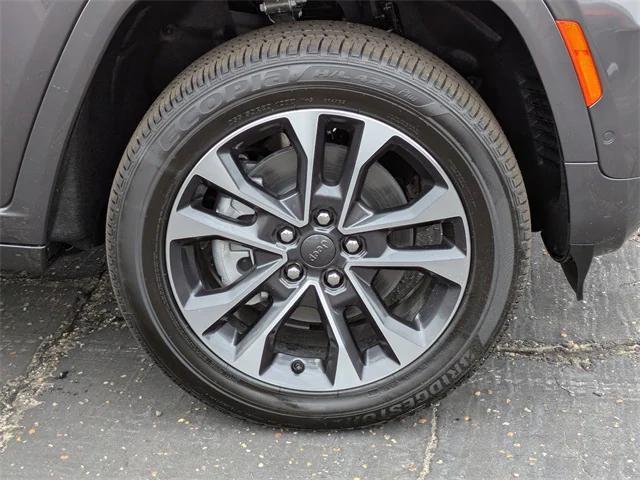 new 2025 Jeep Grand Cherokee L car, priced at $56,721