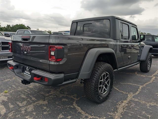 new 2024 Jeep Gladiator car, priced at $58,008