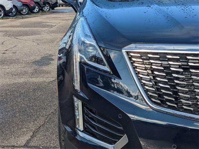 used 2021 Cadillac XT5 car, priced at $28,000