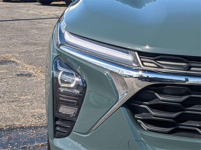 used 2025 Chevrolet Trax car, priced at $24,981