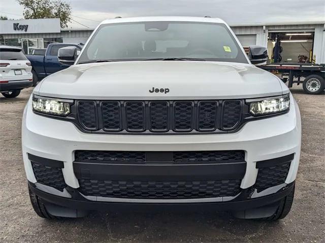 new 2024 Jeep Grand Cherokee L car, priced at $44,234