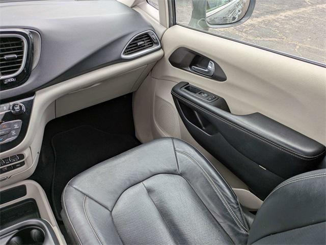 used 2022 Chrysler Pacifica car, priced at $22,411