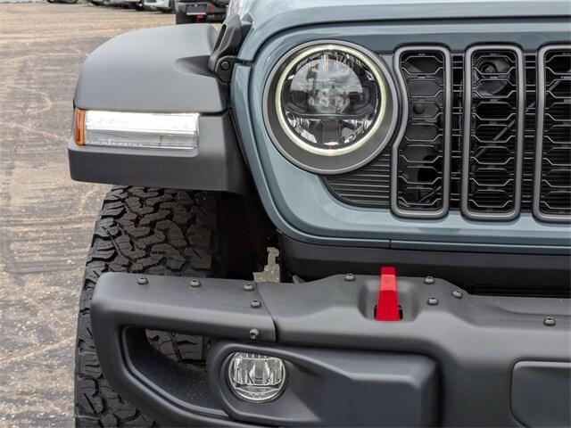 new 2025 Jeep Wrangler car, priced at $56,142