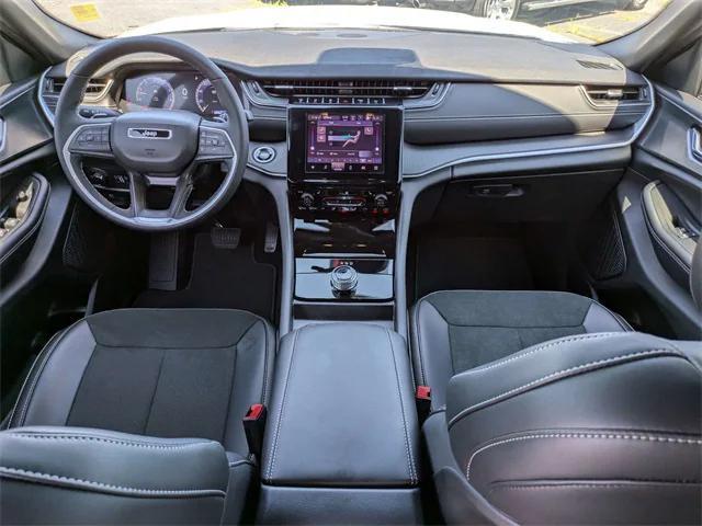 new 2025 Jeep Grand Cherokee L car, priced at $41,103