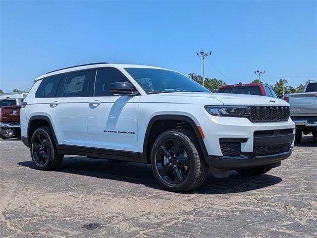 new 2025 Jeep Grand Cherokee L car, priced at $41,103