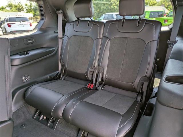 new 2025 Jeep Grand Cherokee L car, priced at $41,103