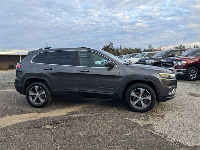 used 2019 Jeep Cherokee car, priced at $17,411